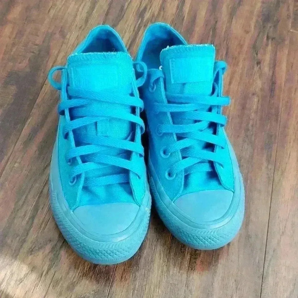 Converse Chuck Taylor All Star Lo Top Blue Sneaker M4 W6 - Picture 2 of 9